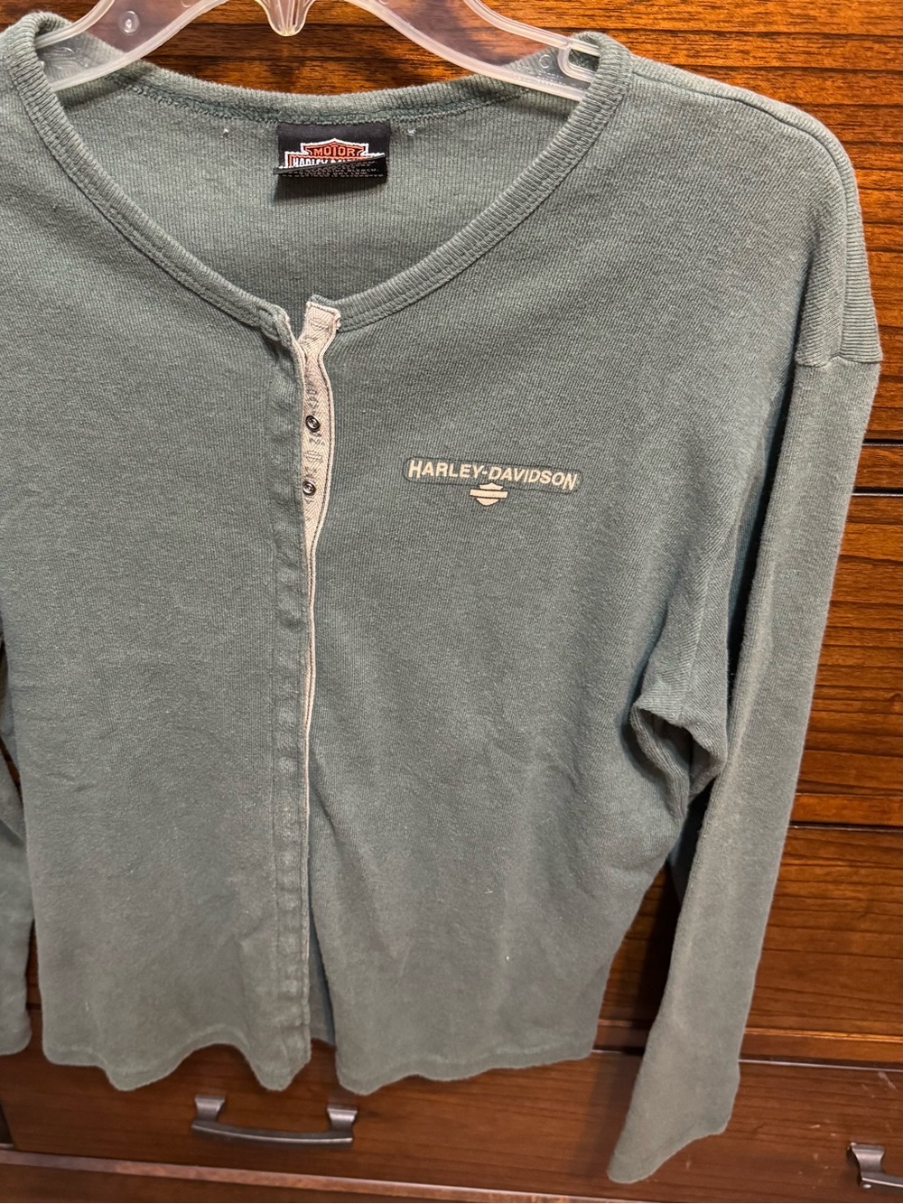 Women’s XL Harley-Davidson Sage Green Long Sleeve Henley